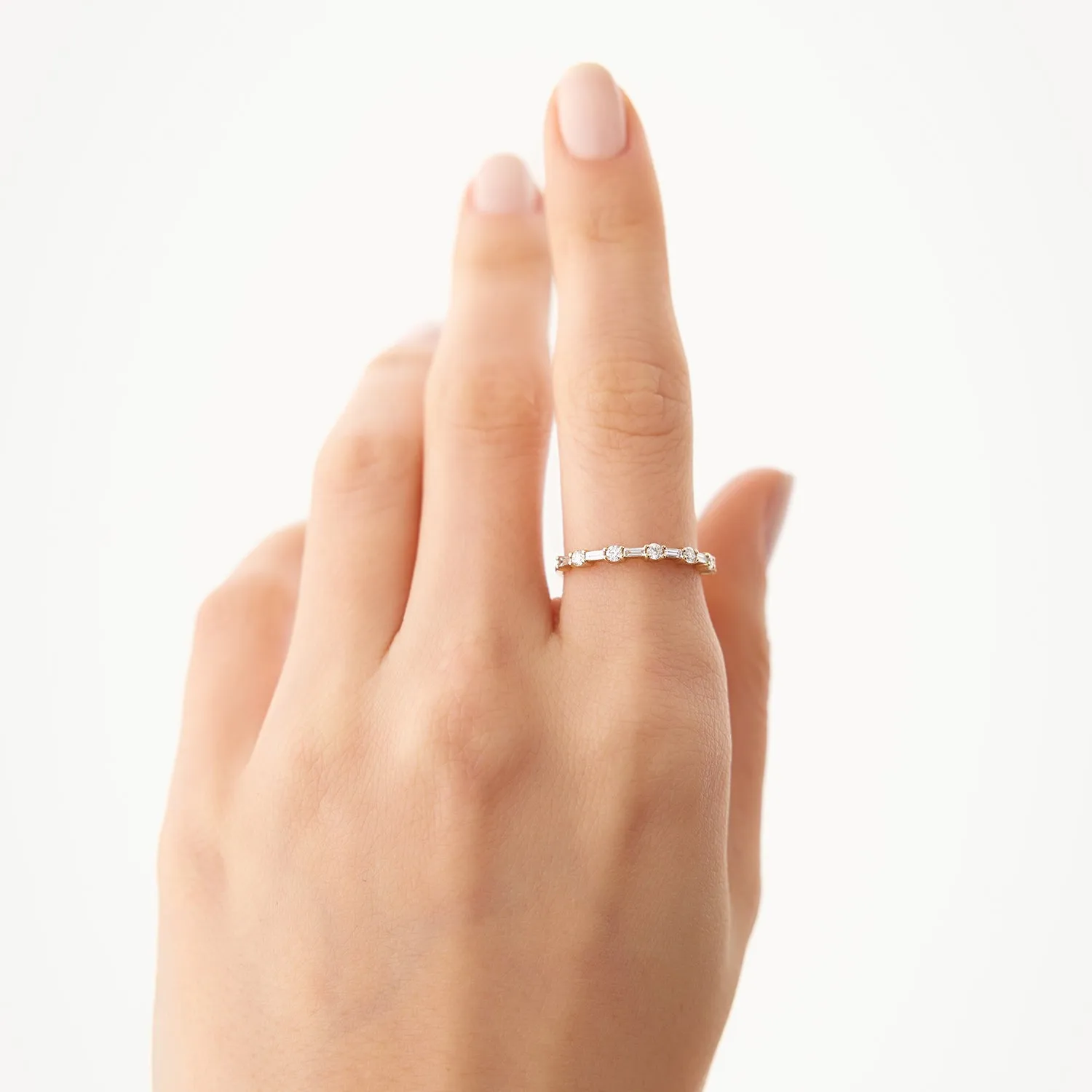 14k Baguette and Round Diamond Alternating Ring