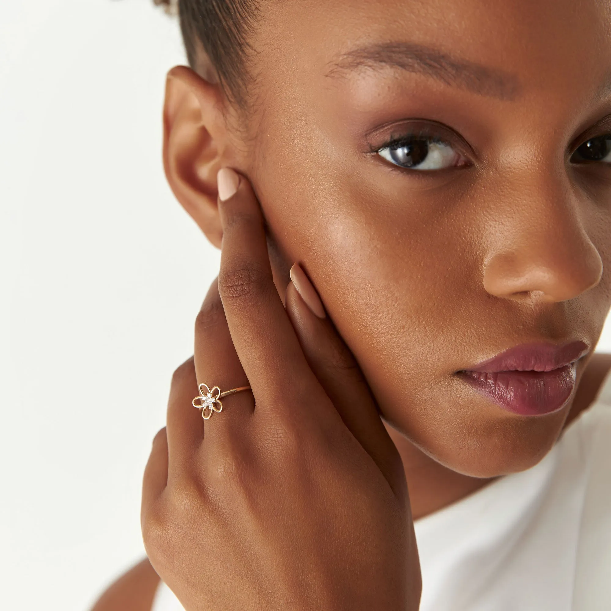 14k Diamond Flower Ring