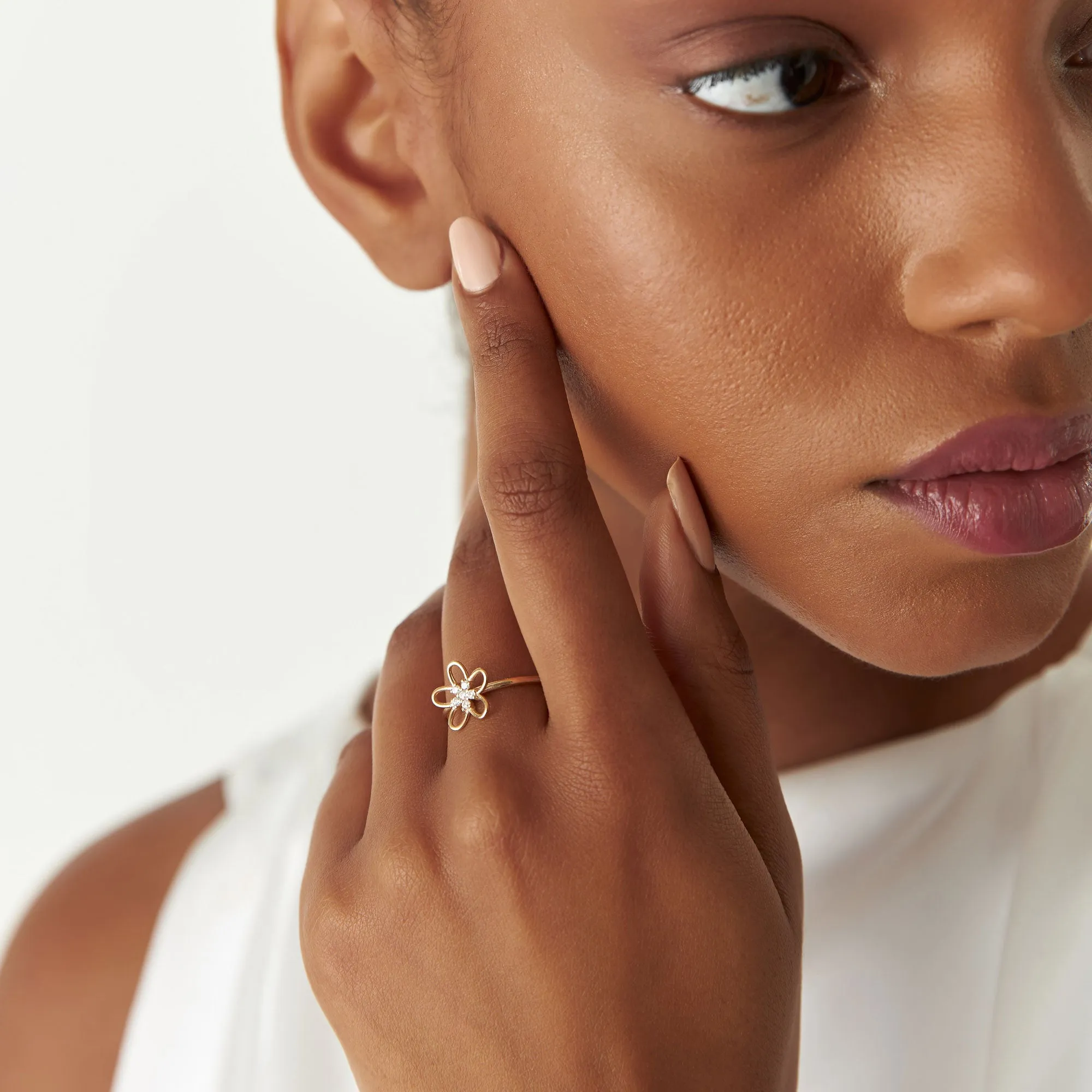 14k Diamond Flower Ring