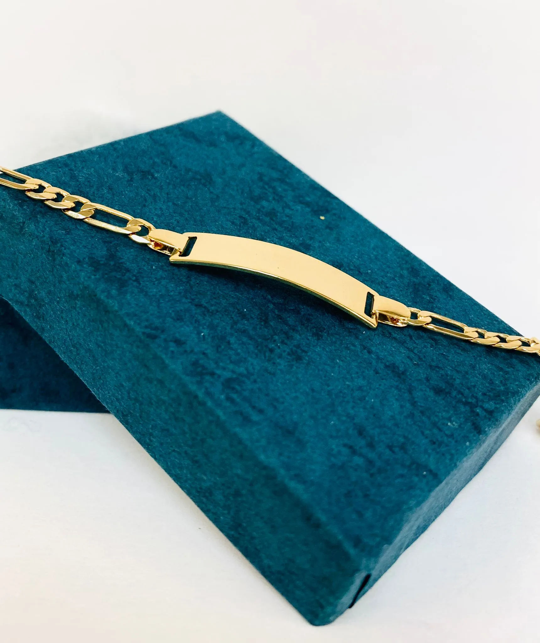 18K Gold Filled Baby ID Bracelet 5.5" / Children Jewelry / Figaro Link Bracelet / Kids Bracelet / Pulsera Para Ninos Oro Laminado / Esclava para Ninos / Bracelets
