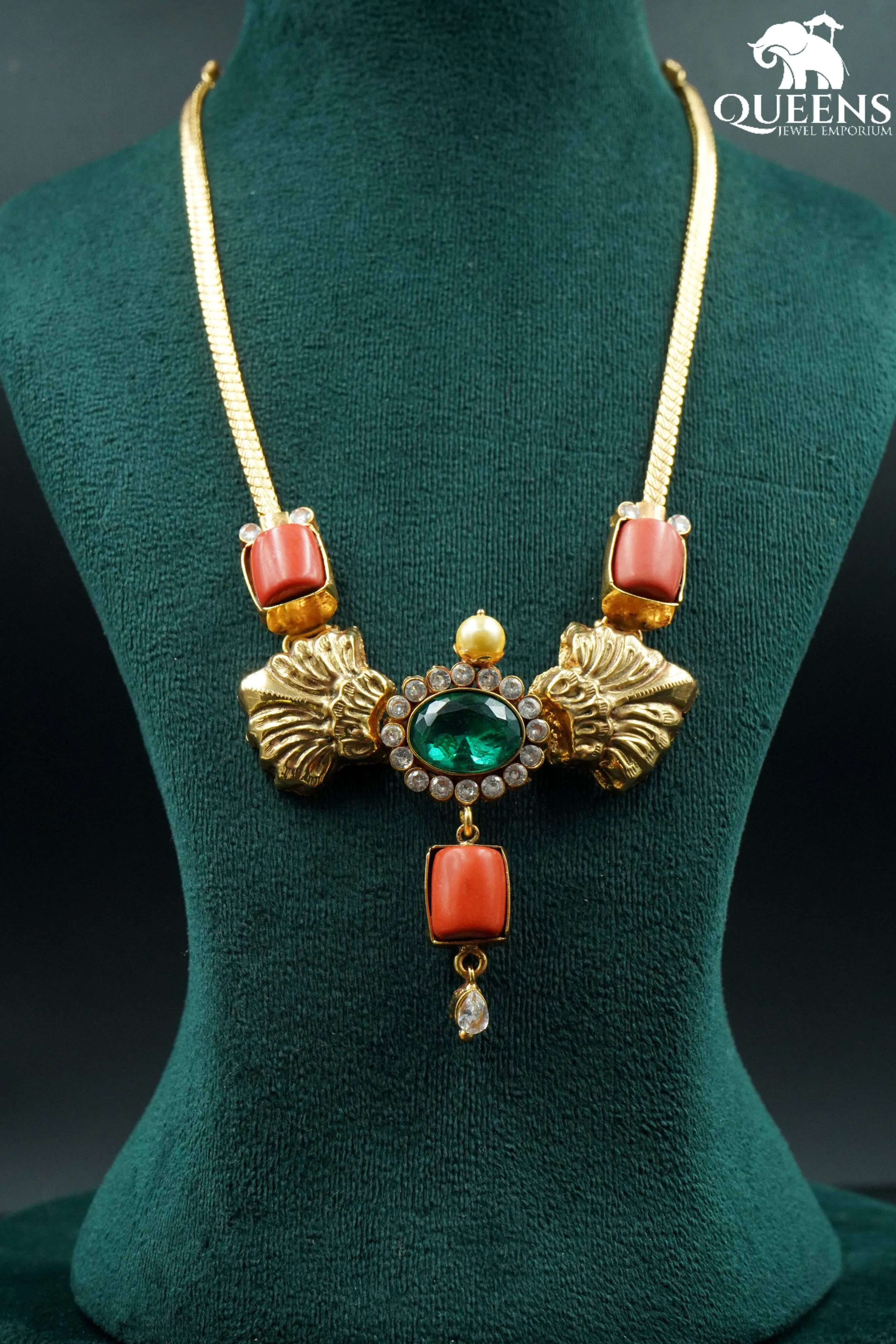 ADITI NECKLACE