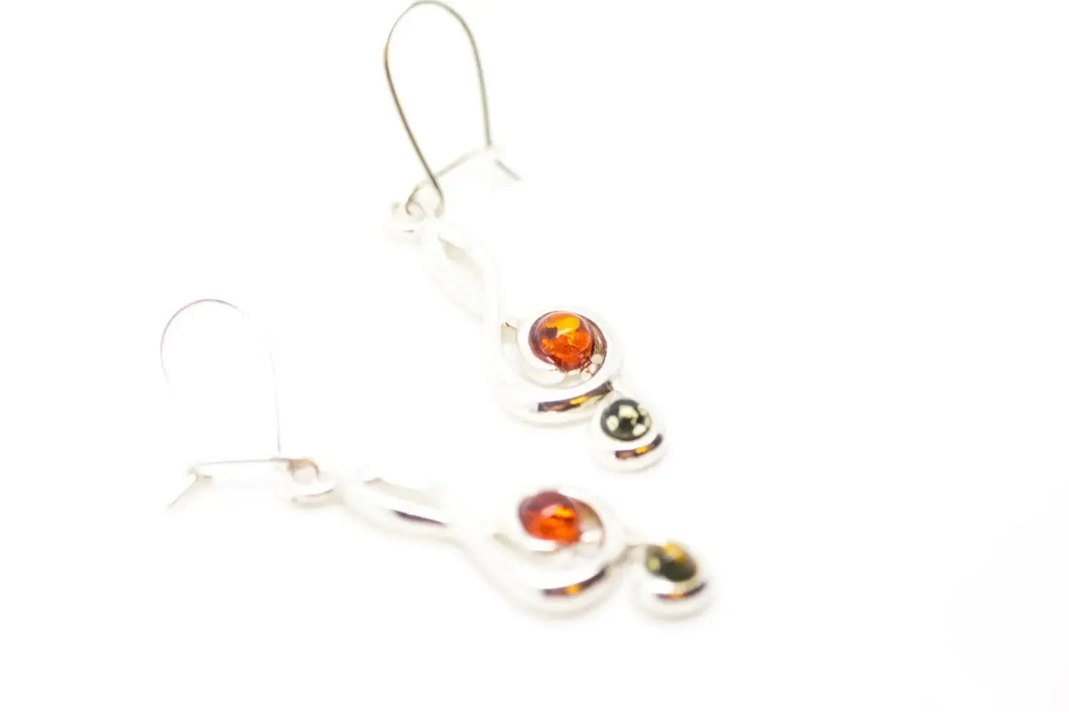 Elegant Treble Clef Gemstone Earrings – Music-Inspired Sterling Silver Jewelry with Amber Gemstones