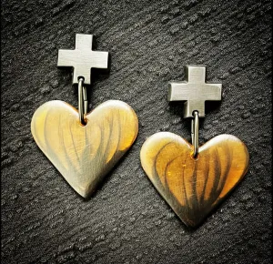 Heart Earrings - Amber