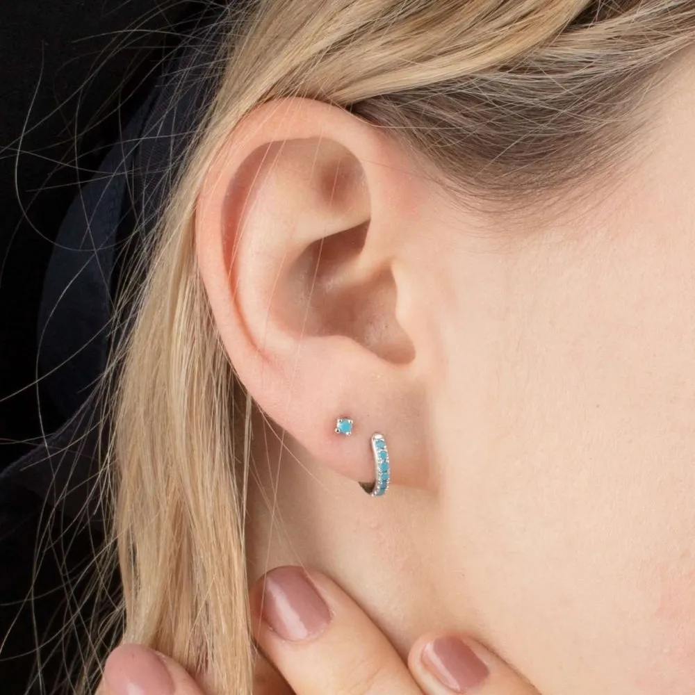 Huggie Hoop Earrings With Turquoise Stones - SPESSS133