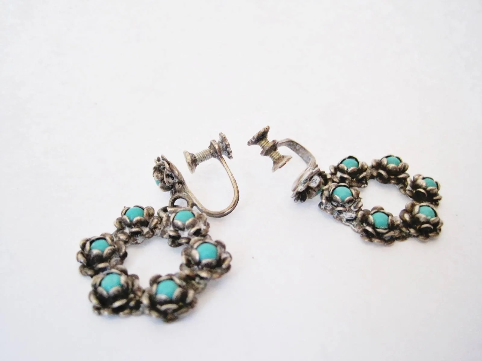 Vintage Silver and Turquoise Screw Back Mexico Earrings